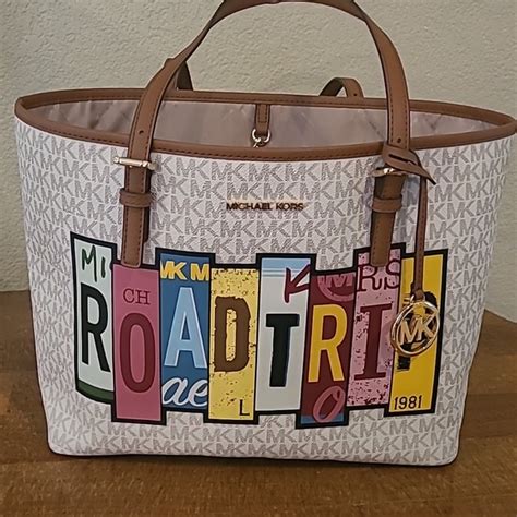 michael kors desert road trip bag